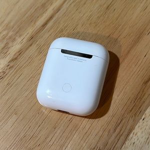 AirPod charging case